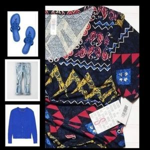 LULAROE CLASSIC T - SMALL - NWT
